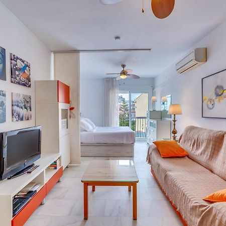 Homeforguest Bright Studio In La Carihuela Near The Beach Torremolinos Esterno foto