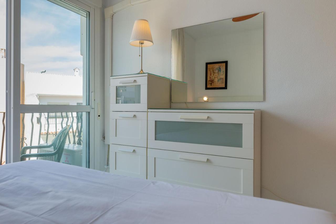 Homeforguest Bright Studio In La Carihuela Near The Beach Torremolinos Esterno foto