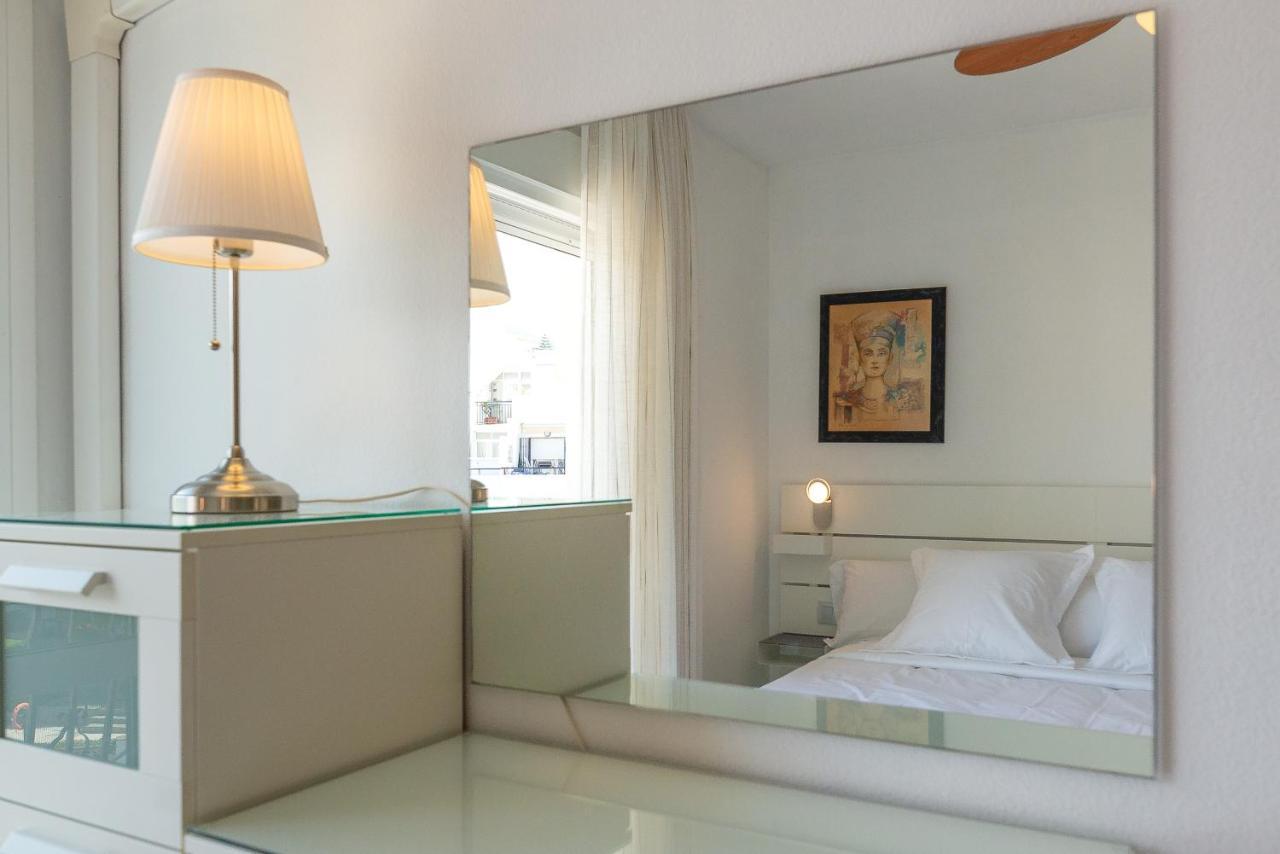 Homeforguest Bright Studio In La Carihuela Near The Beach Torremolinos Esterno foto